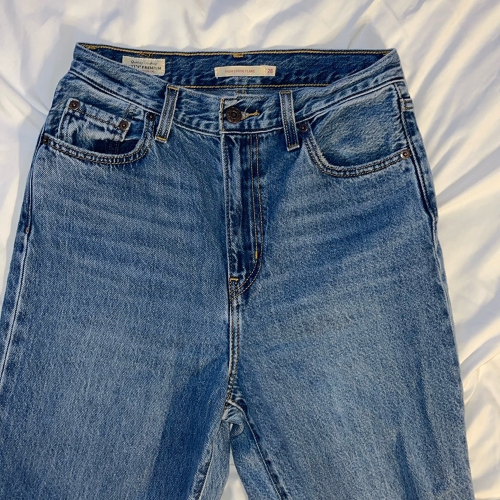 Levi’s High Rise Loose Flare jeans